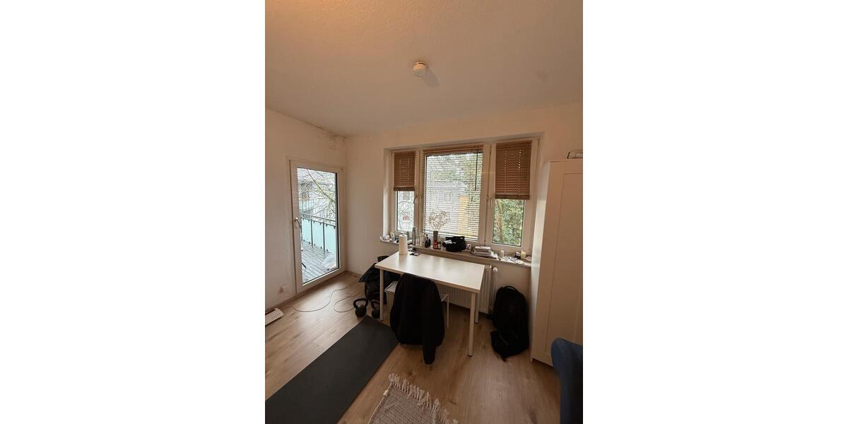 Wohnen auf Zeit Essen Huttrop - 3 Zimmer, 25 m&sup2;, 500&euro; | Angebot:25237644