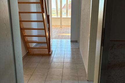 3 Raum 81,4m² Dachgeschoss Whg Maisonette hell ruhig 3 zimmer