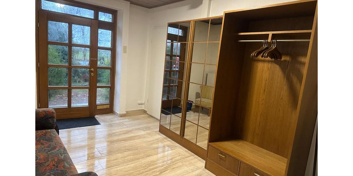 Wohnen auf Zeit Spelle - 8 Zimmer, 330 m&sup2;, 16&euro; | Angebot:22099991