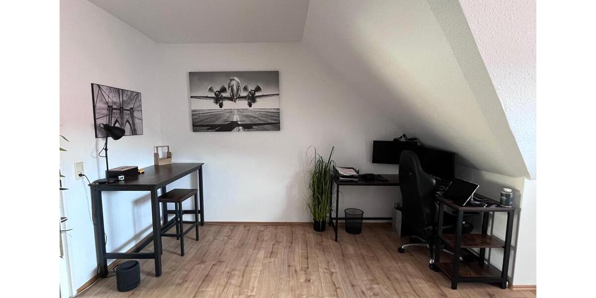 Dachgeschoßwohnung Büdingen - 2 Zimmer, 71 m&sup2;, 700&euro; | Angebot:26521792