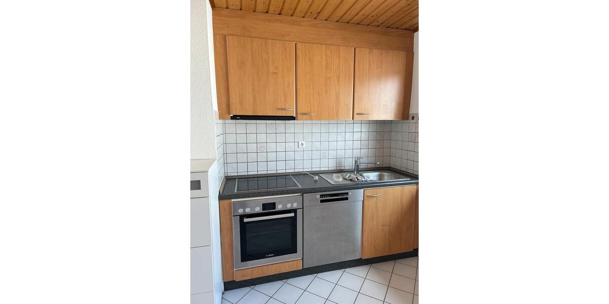 Etagenwohnung Balingen - 2 Zimmer, 90 m&sup2;, 900&euro; | Angebot:25987981