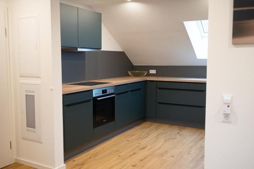 3-Zimmer-DG-Wohnung zur Zwischenmiete 01.11.25 - 31.03.26 zimmer