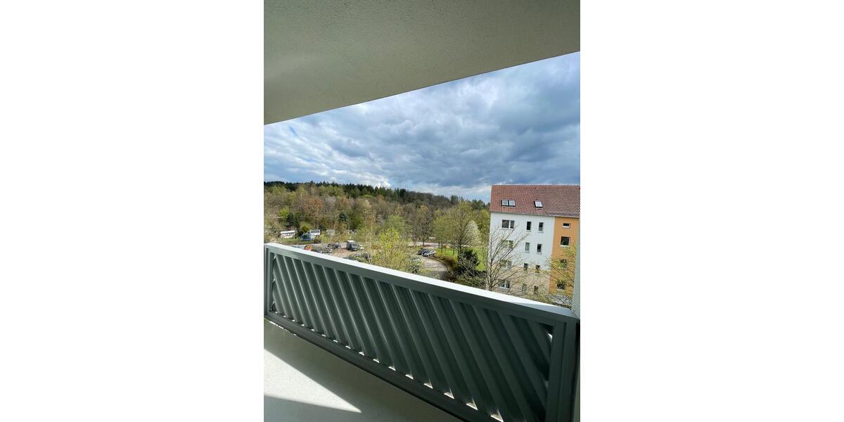 Etagenwohnung Oederan - 4 Zimmer, 99 m&sup2;, 695&euro; | Angebot:26547174