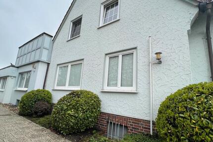 Büro-Praxisfläche zu vermieten, komplett oder anteilig zimmer