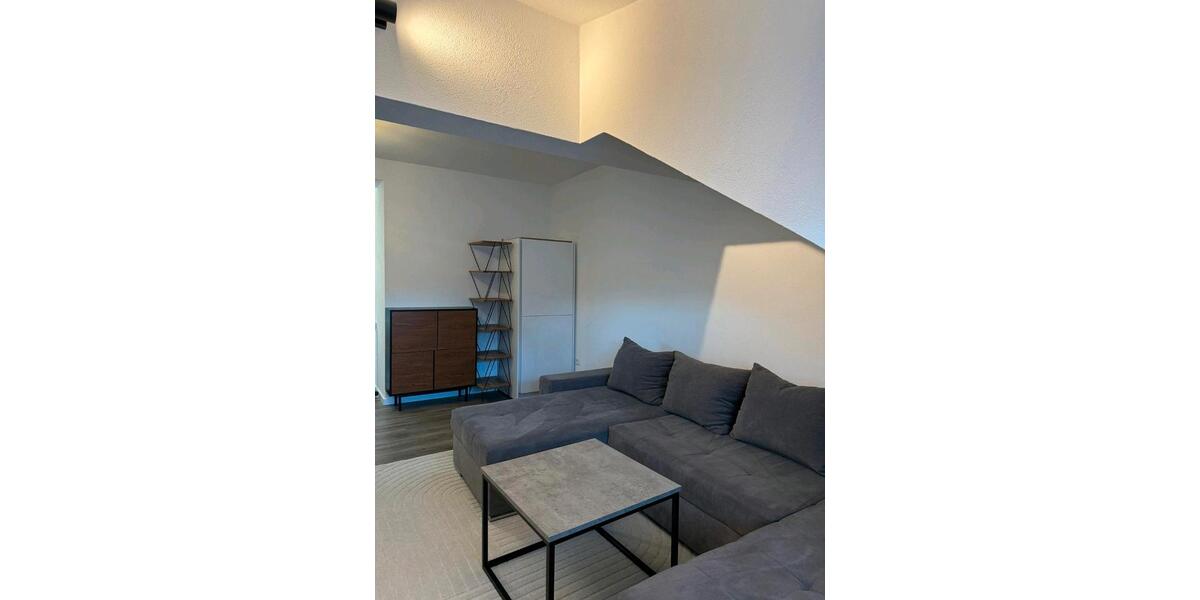 Dachwohnung komplett NEU 2.5 zimmer