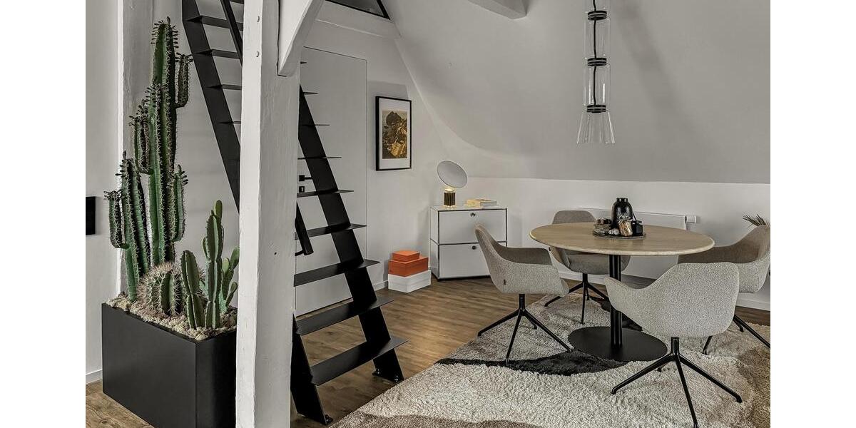 Dachgeschoßwohnung Lemgo - 2 Zimmer, 85 m&sup2;, 1.200&euro; | Angebot:26579037