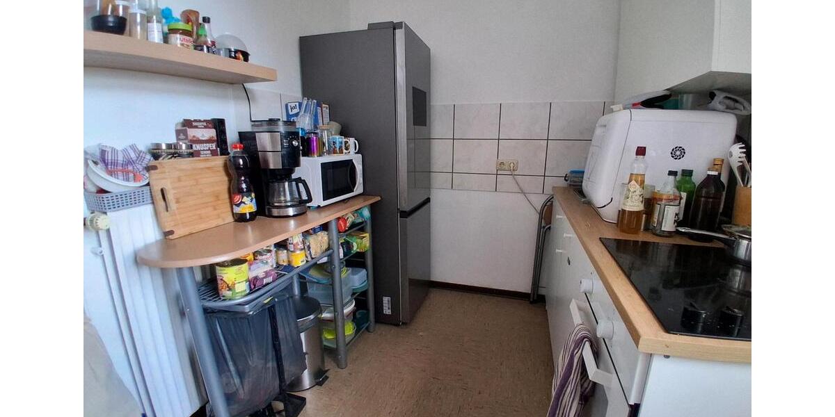 Helles WG Zimmer in 2er WG zu vergeben 1 zimmer