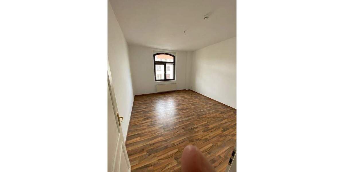 Etagenwohnung Magdeburg Alte Neustadt - 4 Zimmer, 105 m&sup2;, 850&euro; | Angebot:25704008