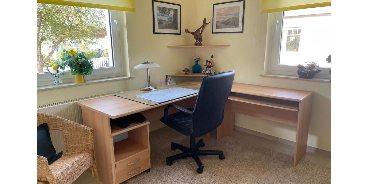 Einfamilienhaus Lohfelden - 3 Zimmer, 110 m&sup2;, 1.500&euro; | Angebot:25753736