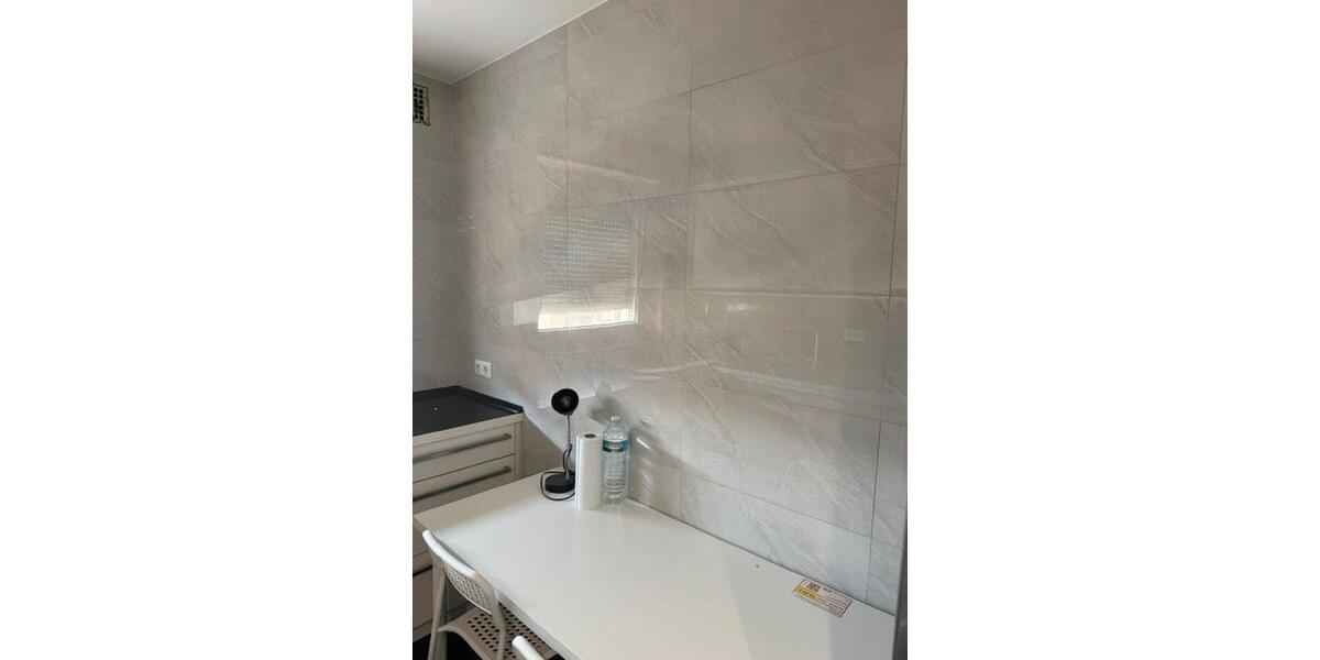 Etagenwohnung Frankfurt am Main Schwanheim - 3 Zimmer, 70 m&sup2;, 1.800&euro; | Angebot:26696976