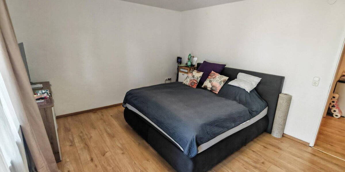 Etagenwohnung Heppenheim Kirschhausen - 4 Zimmer, 134 m&sup2;, 1.400&euro; | Angebot:26150676