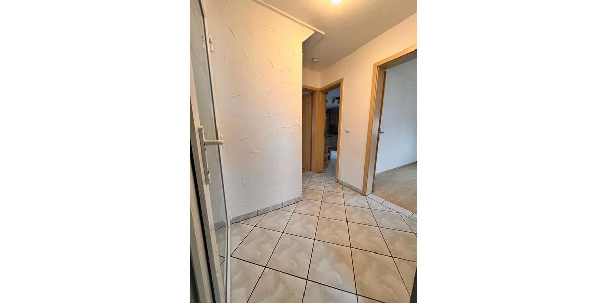 Erdgeschoßwohnung Erlensee - 3 Zimmer, 85 m&sup2;, 990&euro; | Angebot:24888610