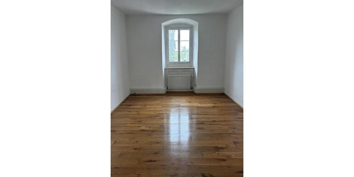 Etagenwohnung Radolfzell am Bodensee - 4.5 Zimmer, 144 m&sup2;, 1.680&euro; | Angebot:26619124