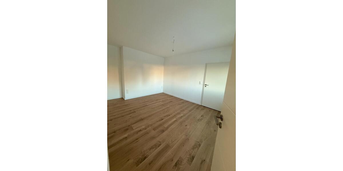 Erdgeschoßwohnung Hohenroda - 3 Zimmer, 120 m&sup2;, 1.050&euro; | Angebot:26075389