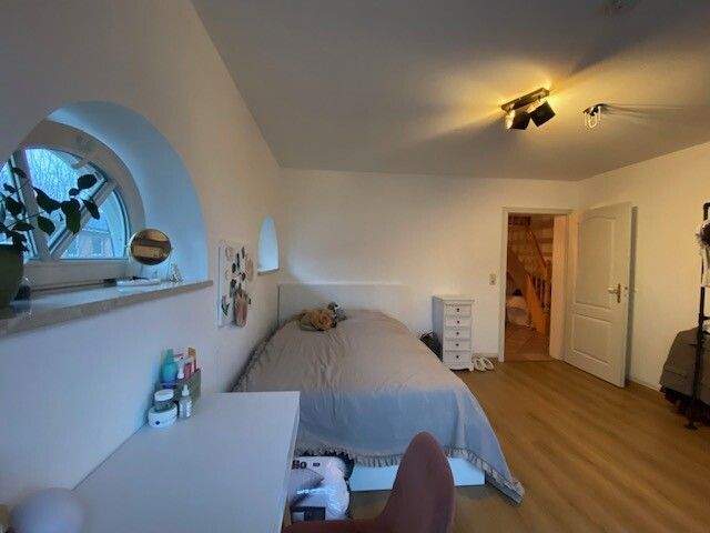 Etagenwohnung Hamburg Curslack - 4 Zimmer, 128 m&sup2;, 1.600&euro; | Angebot:24544415