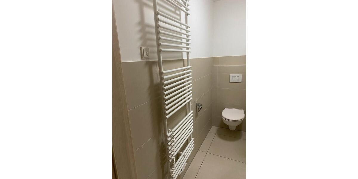 Erdgeschoßwohnung Pracht - 2 Zimmer, 70 m&sup2;, 1.300&euro; | Angebot:26422424