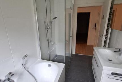 Wohnung Würzburg Dürrbachau - 4 Zimmer, 106 m&sup2;, 1.500&euro; | Angebot:25299650