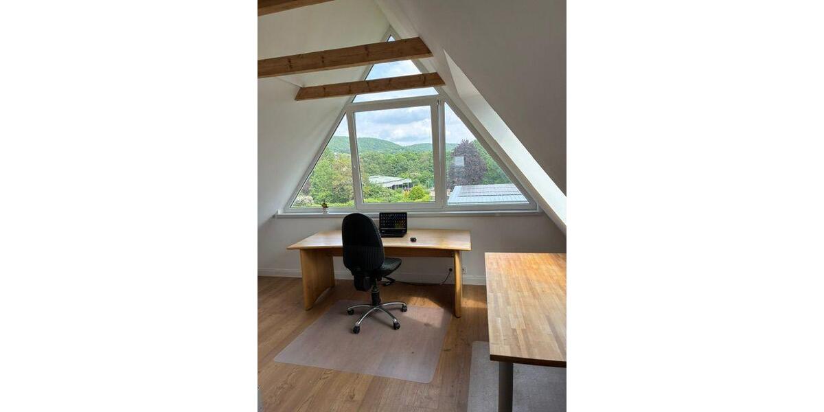 Einfamilienhaus Bad Oeynhausen Dehme - 8 Zimmer, 245 m&sup2;, 2.450&euro; | Angebot:26568095