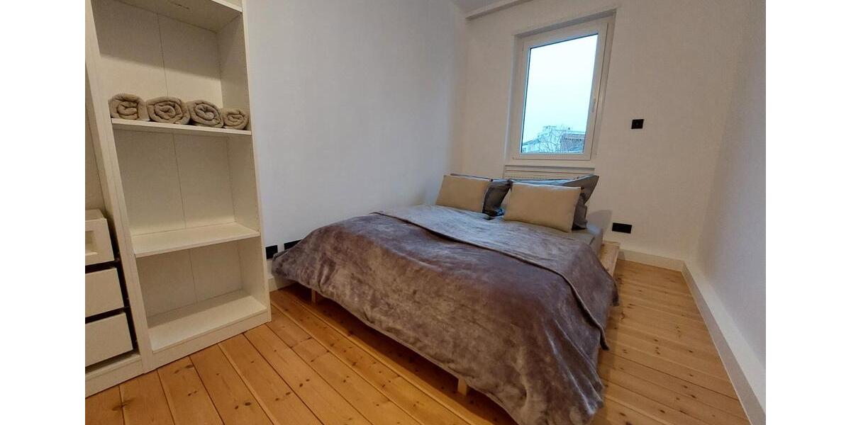 Wohnen auf Zeit Kaiserslautern Betzenberg - 6 Zimmer, 130 m&sup2;, 600&euro; | Angebot:26030113