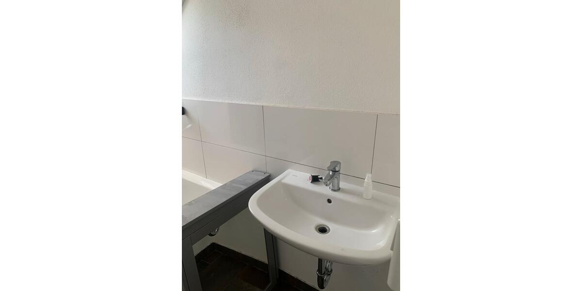 Dachgeschoßwohnung Schwarzenberg/Erzgebirge Erzgebirge - 3 Zimmer, 63 m&sup2;, 330&euro; | Angebot:26639595