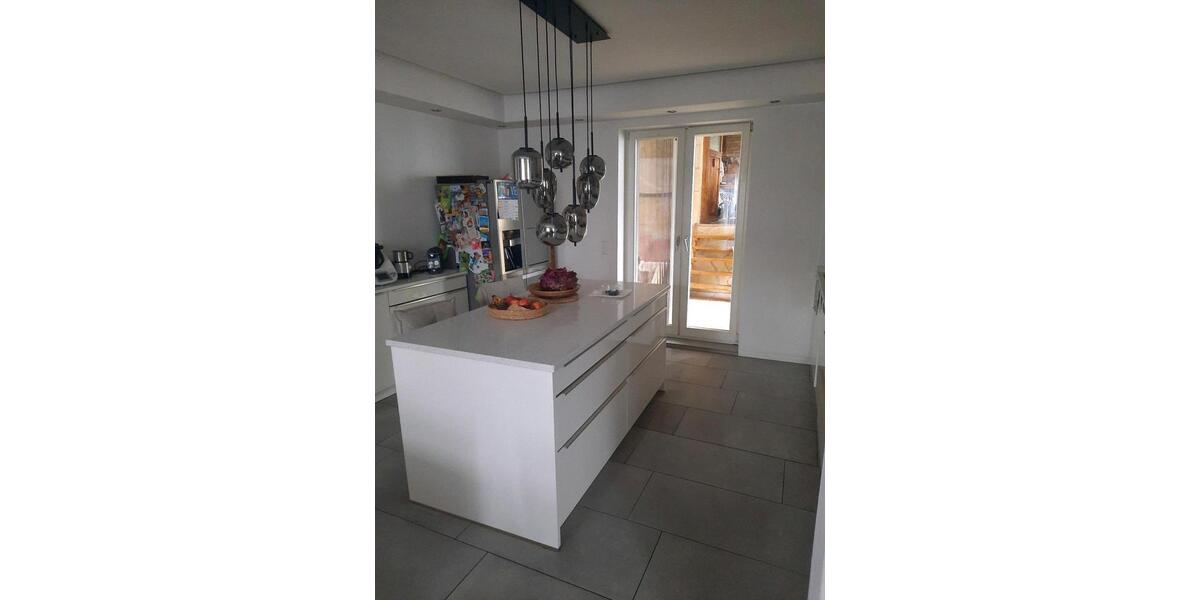 Einfamilienhaus Hagenbach - 4 Zimmer, 120 m&sup2;, 1.950&euro; | Angebot:25253069