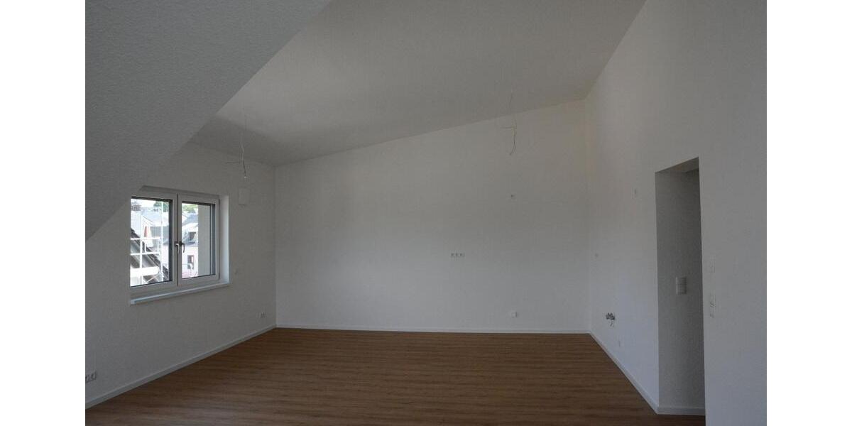 Dachgeschoßwohnung Ochtendung - 3 Zimmer, 105 m&sup2;, 1.150&euro; | Angebot:25719697