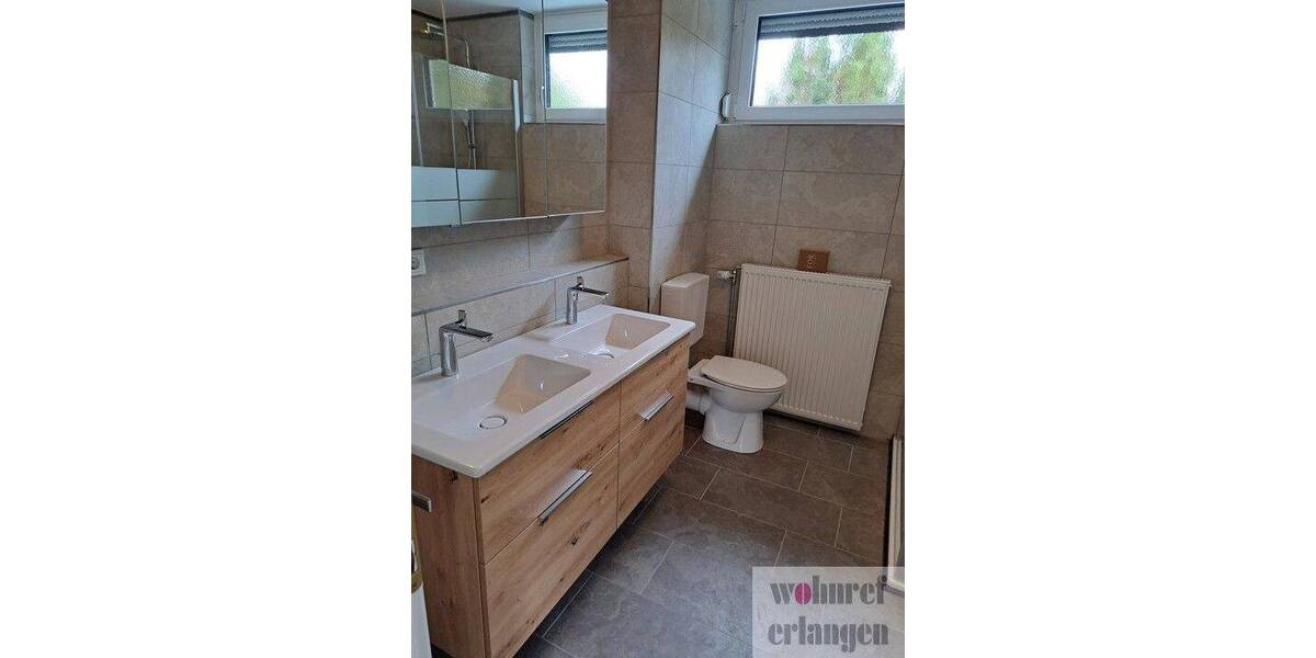 Mehrfamilienhaus, Wohnhaus Erlangen Bruck - 7 Zimmer, 240 m&sup2;, 2.660&euro; | Angebot:26092444