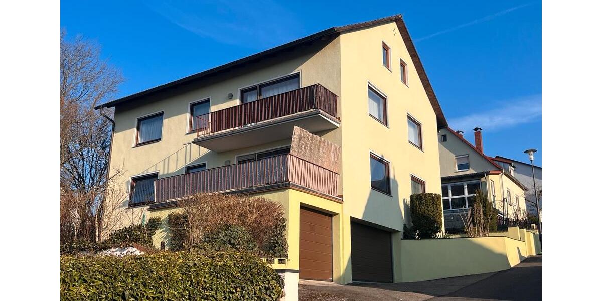 Dachgeschoßwohnung Weiden in der Oberpfalz - 1 Zimmer, 75 m&sup2;, 850&euro; | Angebot:25872233