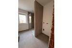 Erstbezug mit Balkon: Schöne, helle 4-Zimmer-Wohnung