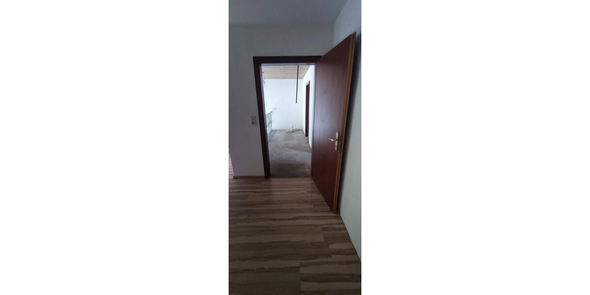 Doppelhaushälfte in Angelburg – ruhige Lage, Garten & Weitblick 4 zimmer