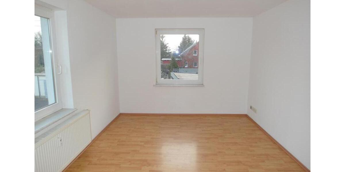 Etagenwohnung Zeithain - 2 Zimmer, 48 m&sup2;, 310&euro; | Angebot:25454601