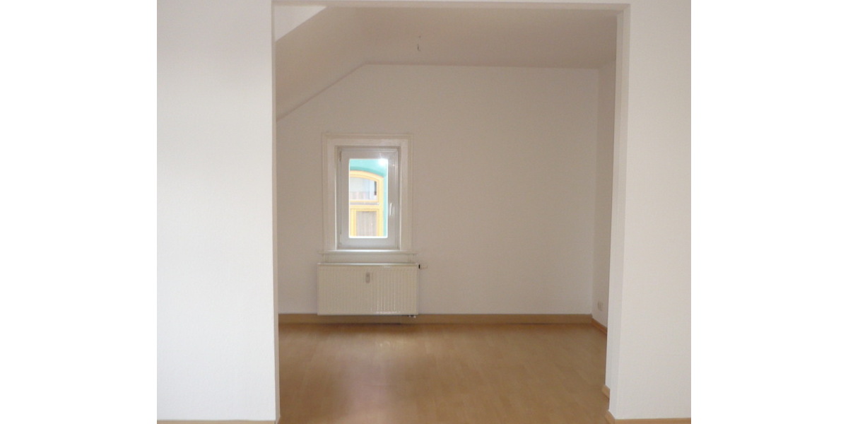 Oben wohnen. Zentral leben. Dachgeschosswohnung in Gotha. - Dachgeschoßwohnung Gotha | Angebot:26730904