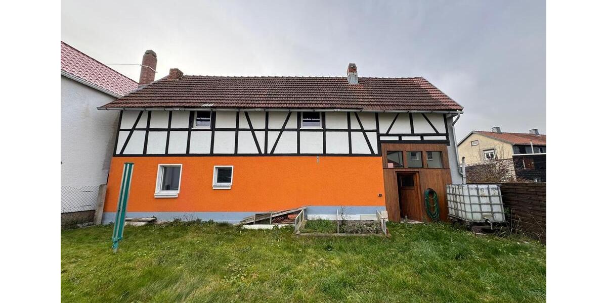 Maisonette-Wohnung in EFH mit Garten u. Nebengebäude 4 zimmer