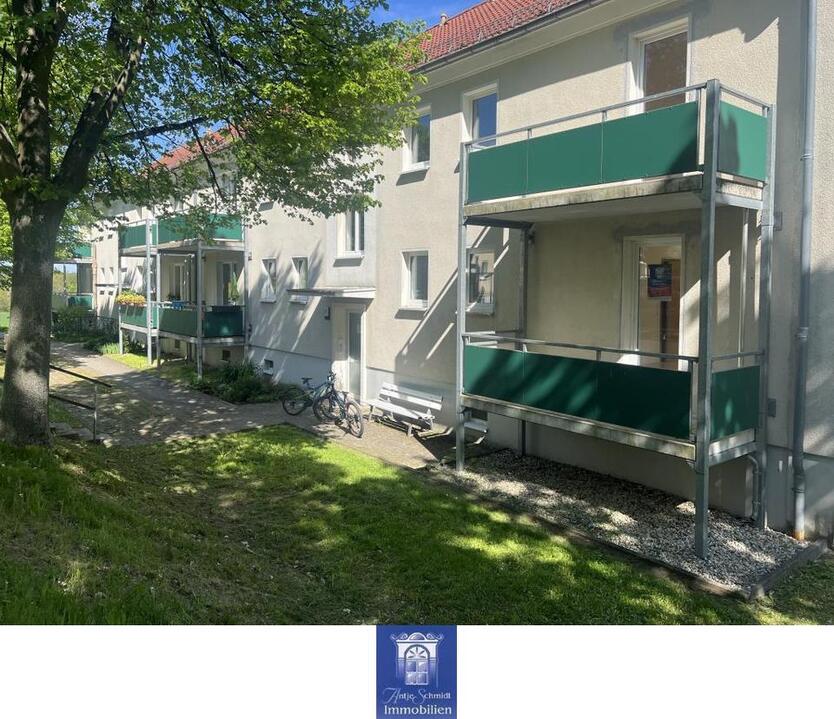 Wohnen in traumhaft ruhiger Lage! Top sanierte Wohnung mit großem Balkon!