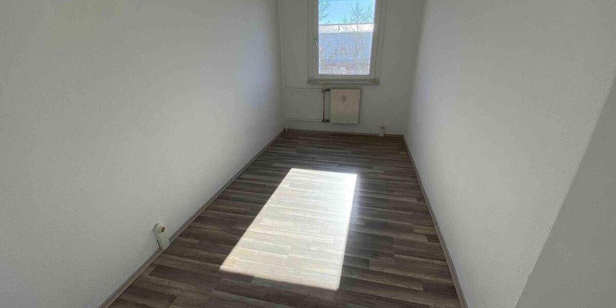 Etagenwohnung Bad Düben Weinbergshäuser - 4 Zimmer, 70 m&sup2;, 494&euro; | Angebot:25718920