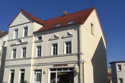 Wohnung Neubrandenburg - 2 Zimmer, 39 m&sup2;, 350&euro; | Angebot:26422327