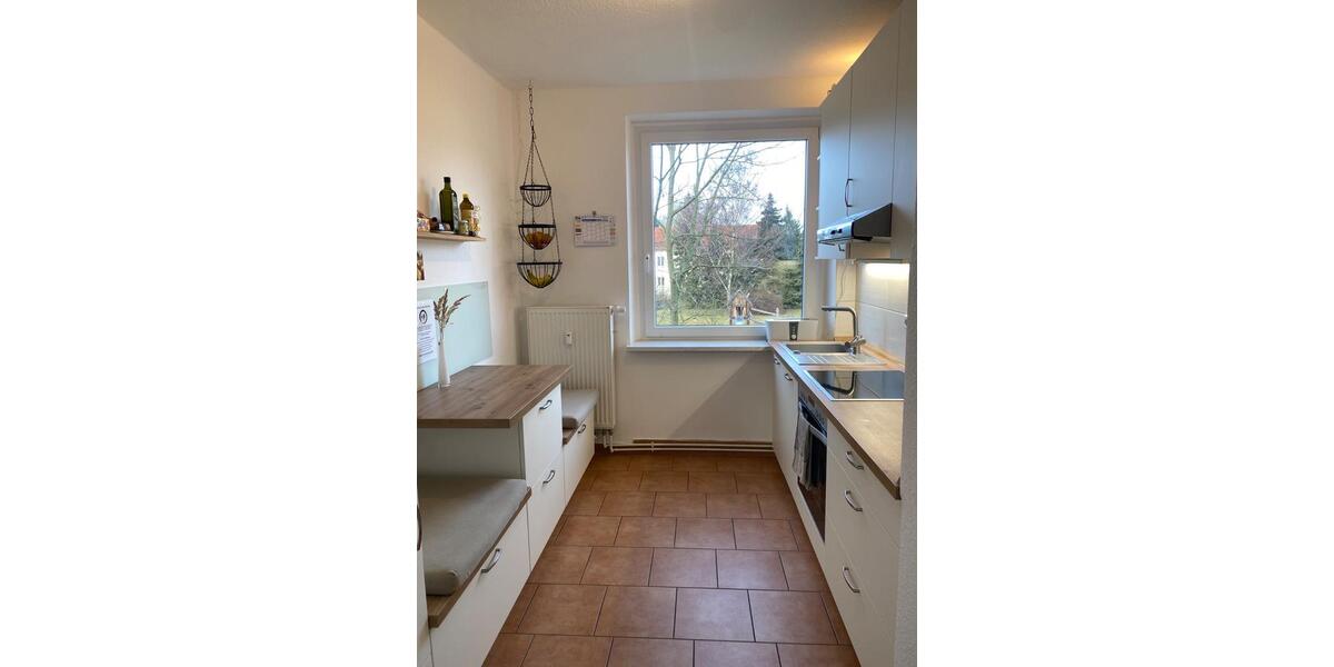 4 ZKB mit Balkon + Einbauküche im 4-Familienhaus in ruhiger Lage 4 zimmer