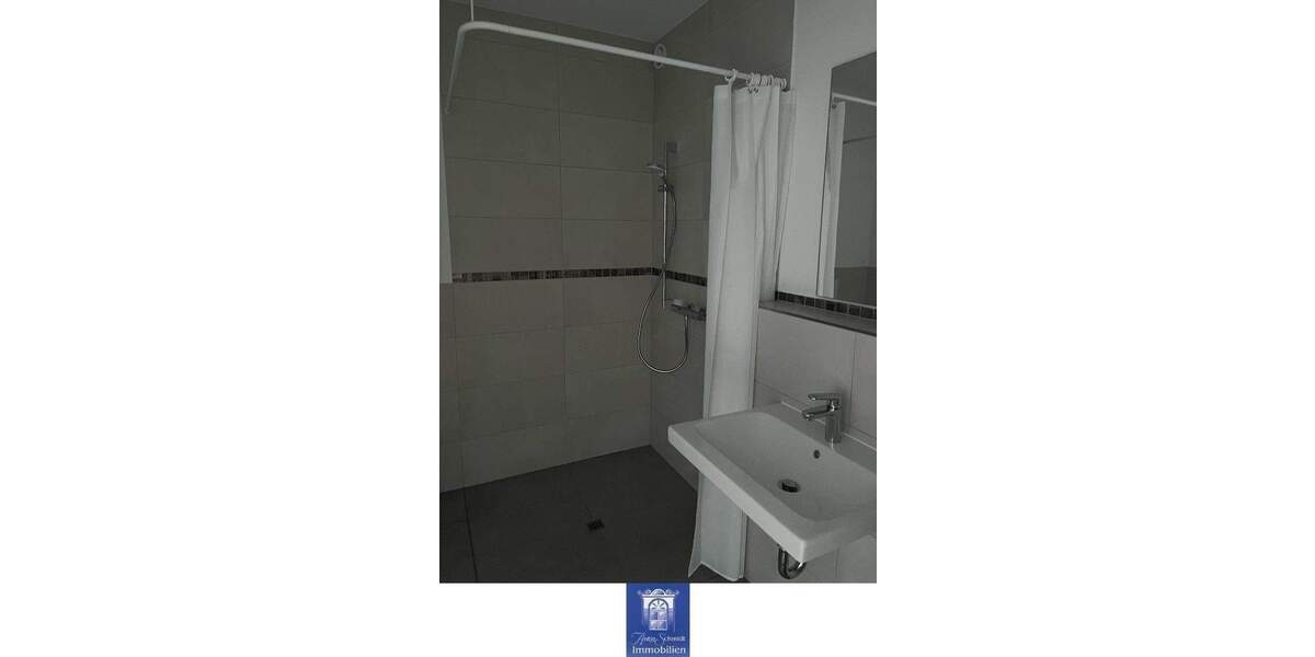 Etagenwohnung Arnsdorf - 2 Zimmer, 46 m&sup2;, 600&euro; | Angebot:25803095