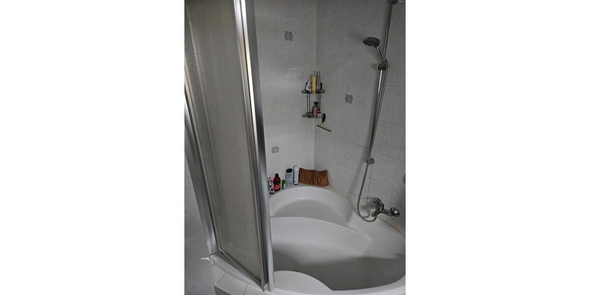 Dachgeschoßwohnung Bad Neuenahr-Ahrweiler Ahrweiler - 2 Zimmer, 65 m&sup2;, 700&euro; | Angebot:26556611