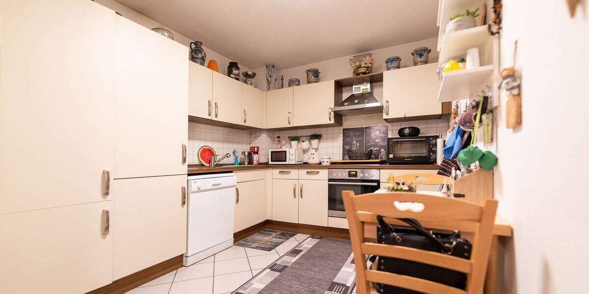 ***** RESERVIERT ***** Charmante 2-Zimmer-Wohnung mit Garage in Issel, Schweich 2 zimmer