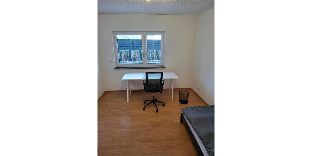 Erdgeschoßwohnung Marburg Cappel - 4 Zimmer, 110 m&sup2;, 1.300&euro; | Angebot:26698340