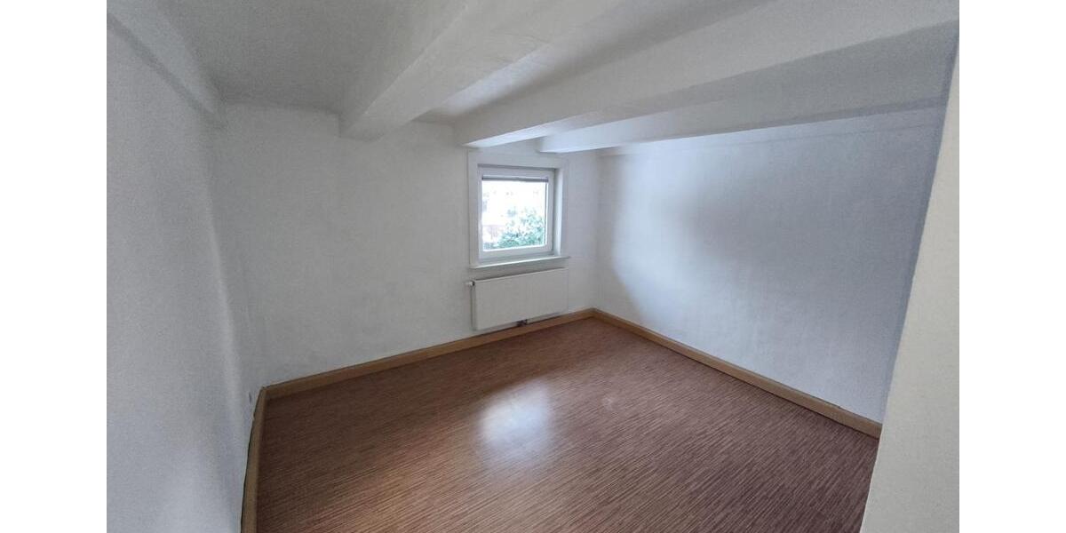 Dachgeschoßwohnung Seesen - 3 Zimmer, 77 m&sup2;, 540&euro; | Angebot:23859437