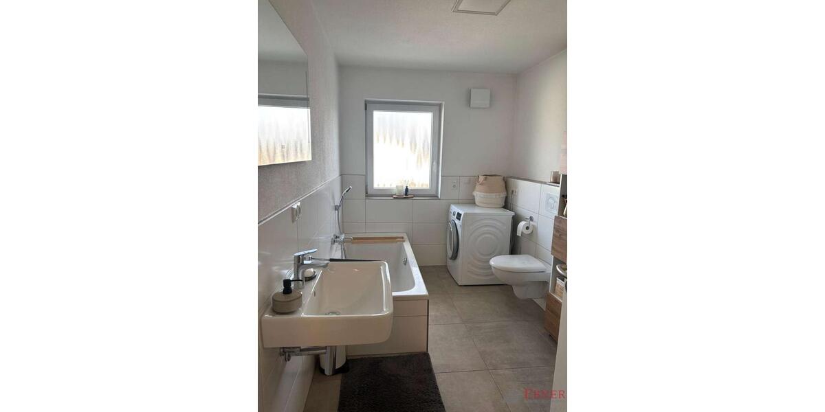 Etagenwohnung Plattling - 3 Zimmer, 82 m&sup2;, 688&euro; | Angebot:25920384