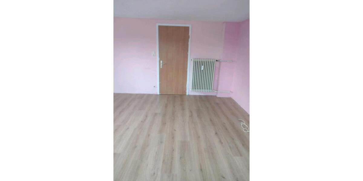 Erdgeschoßwohnung Großerlach - 3 Zimmer, 76 m&sup2;, 850&euro; | Angebot:26568901
