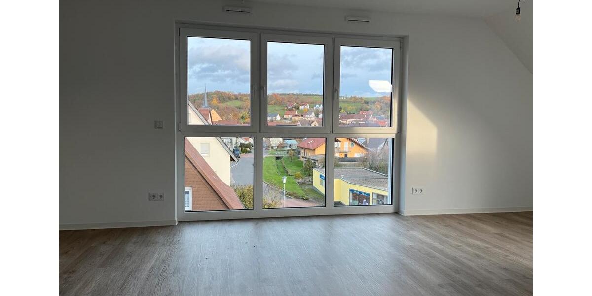 Dachgeschoßwohnung Schöntal - 2 Zimmer, 61 m&sup2;, 760&euro; | Angebot:26421384