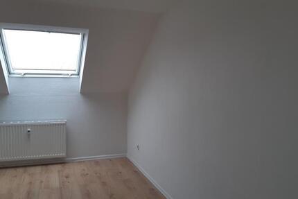 Isernhagen 4 Zimmer DG Wohnung 4 zimmer