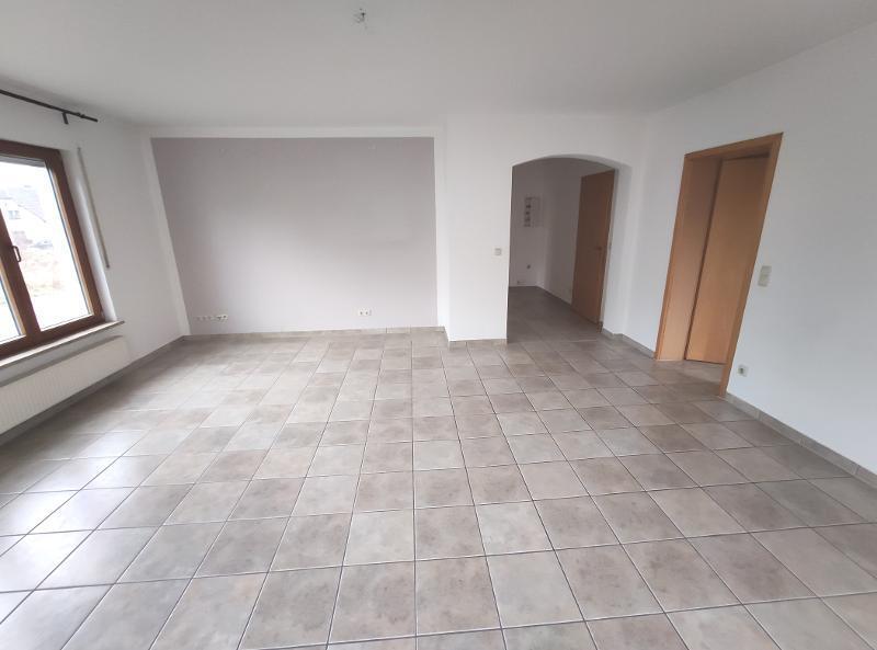 4 Zi. Wohnung im EG mit Garten und Terrasse 4 zimmer