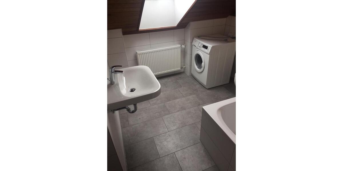 Dachgeschoßwohnung Klingenberg am Main - 3 Zimmer, 62 m&sup2;, 650&euro; | Angebot:26600563