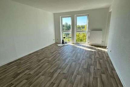 Wohnung Dessau-Roßlau Roßlau - 3 Zimmer, 72 m&sup2;, 495&euro; | Angebot:26844164