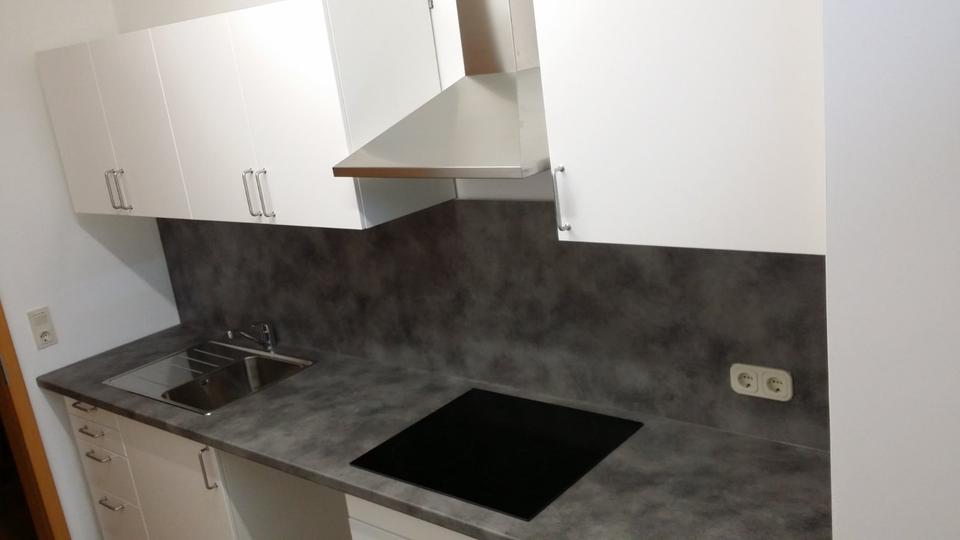 Erdgeschoßwohnung Völklingen - 2 Zimmer, 65 m&sup2;, 360&euro; | Angebot:25362964